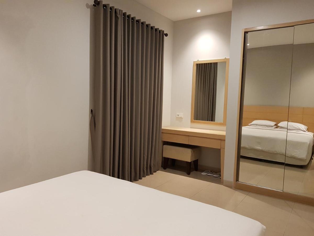 New Mountain Springs Hotel & Resort Lembang Exteriör bild